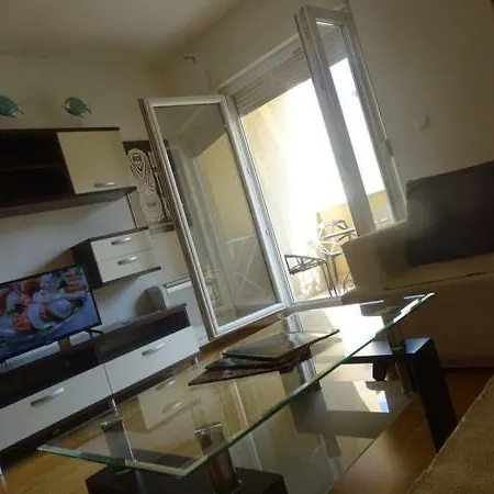 شقة Sunshine Living 2 *